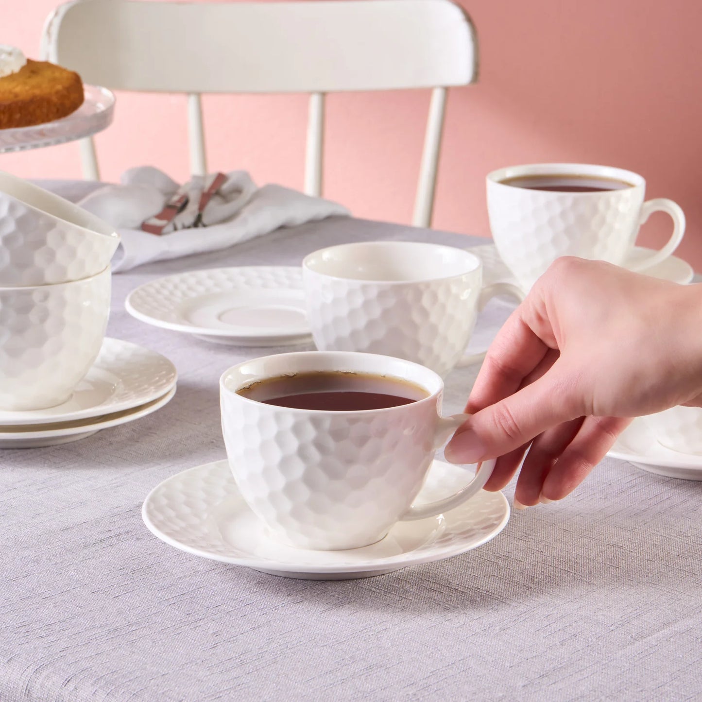 Karaca Nora Embossed Kaffeetassen-Set für 6 Personen, 220 ml