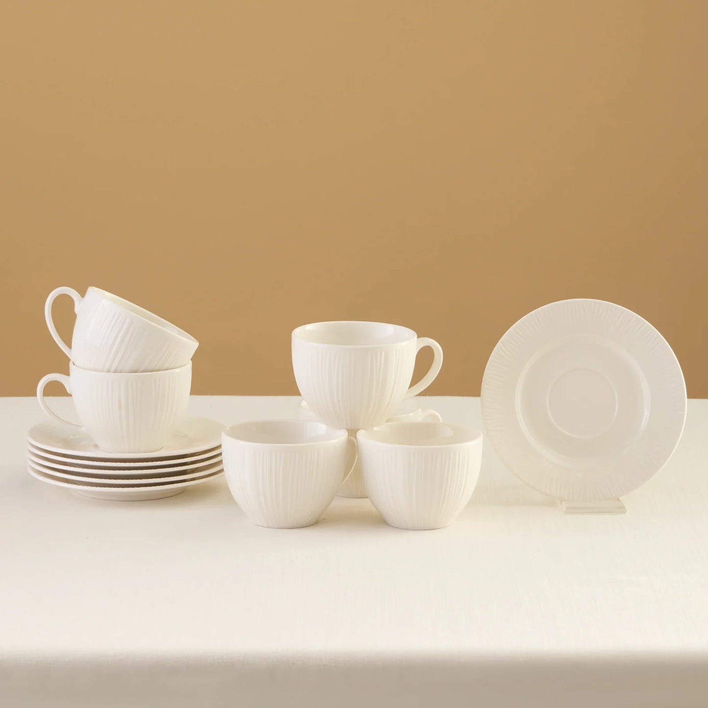 Karaca Anna Embossed Kaffeetassen-Set für 6 Personen, 220 ml